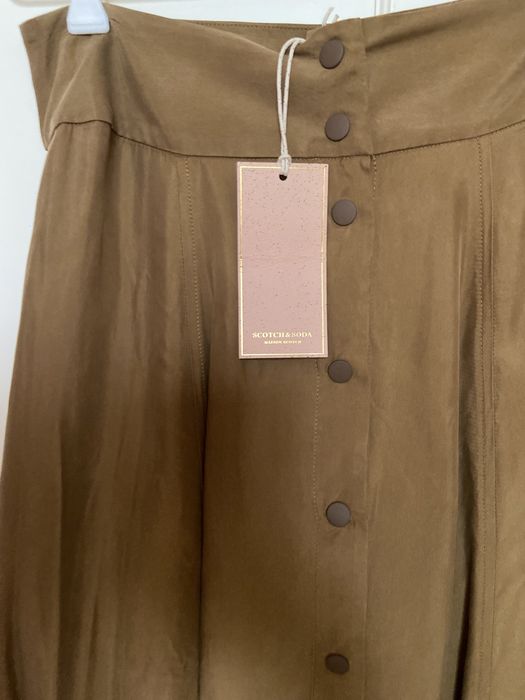 Нова, с етикет, пола Scotch and Soda
