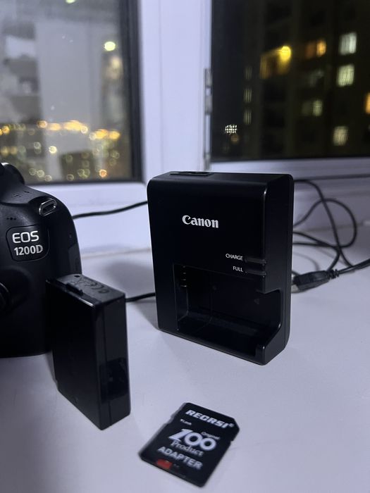Canon EOS 1200D