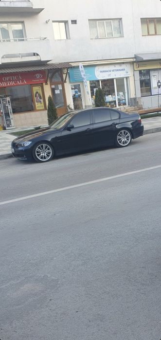 BMW e90 320i 170 hp