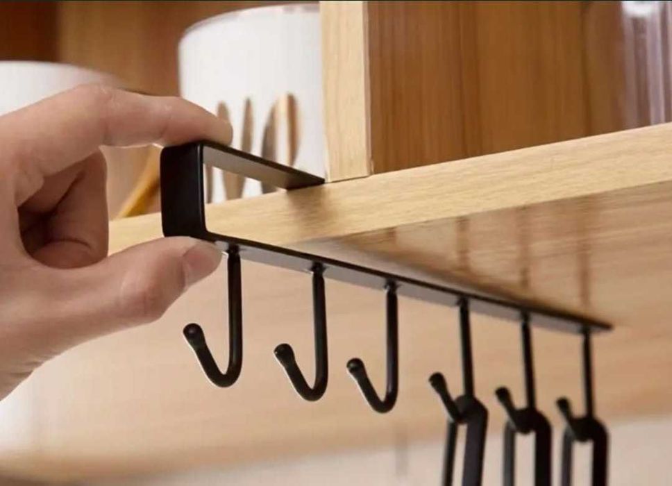 Suport suspendat pentru pahare și cești cafea – preț pe bucată