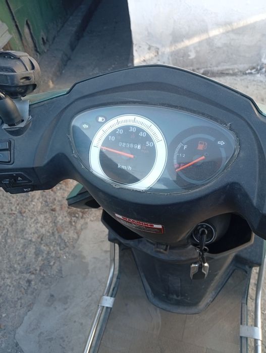 Продам скутор M8 X7