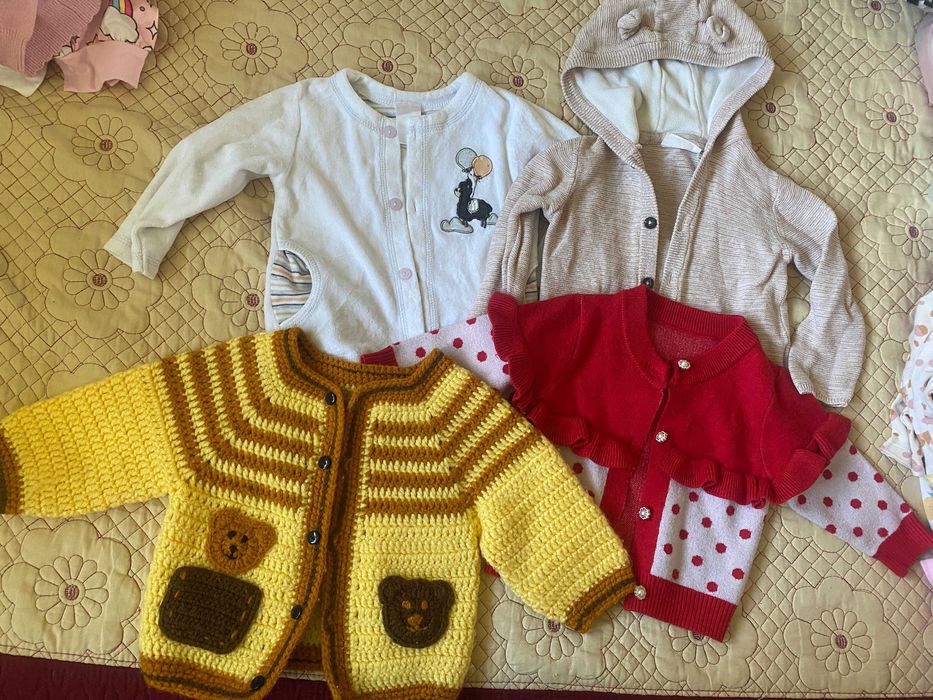 Lot set bluza pantaloni bebe copii marime 56 sau 62 0-3