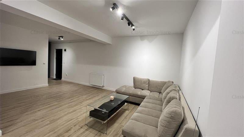 Închiriez apartament 2 cam.