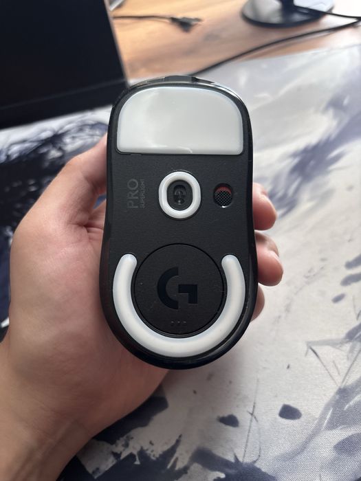 Logitech Superlight 1