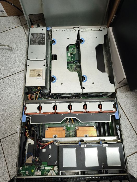 Dell Precision R5500