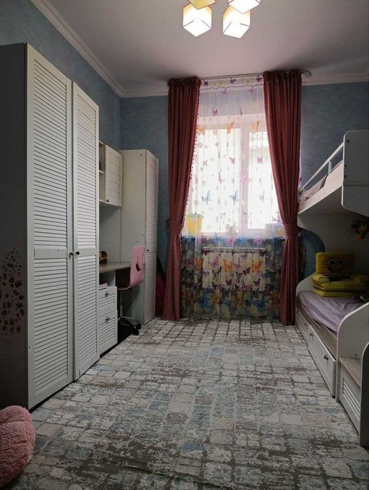 Продаётся красивый уютный дом с мебелью