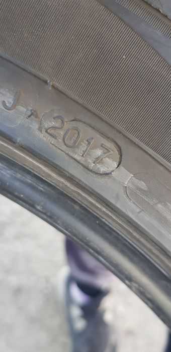 Летни гуми-19цола-235/45-1бр.-70лв."NOKIAN "