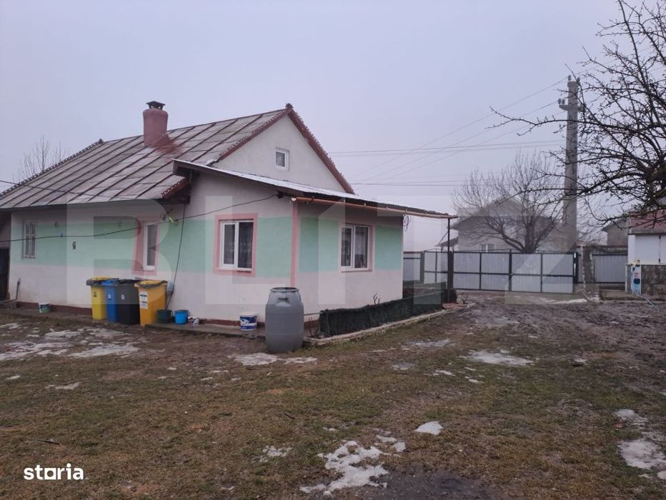 Casa parter, 72 mp utili, 1600 mp teren, zona Maritei