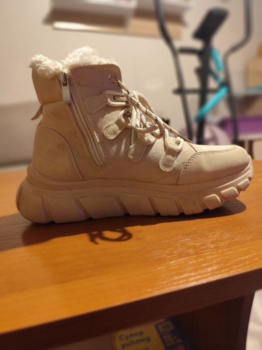 Дамски боти Tendenz от  еко кожа/текстил