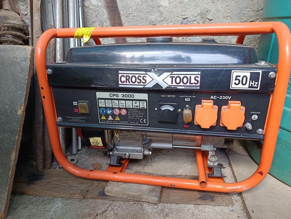 Vând generator curent