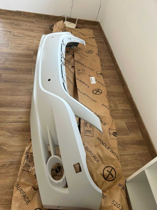 Tiguan 5N - bara fata, grila radiator, grila bara fata - Produse Noi