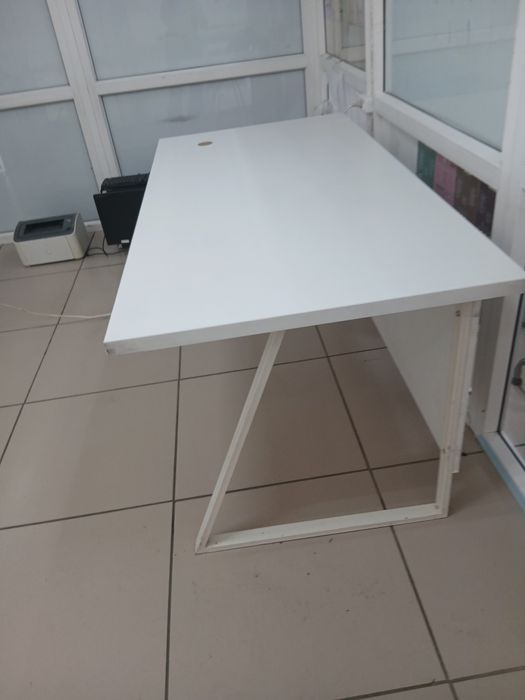 Продам стол не дорого