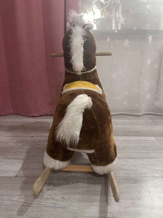 Детская качалка-лошадка