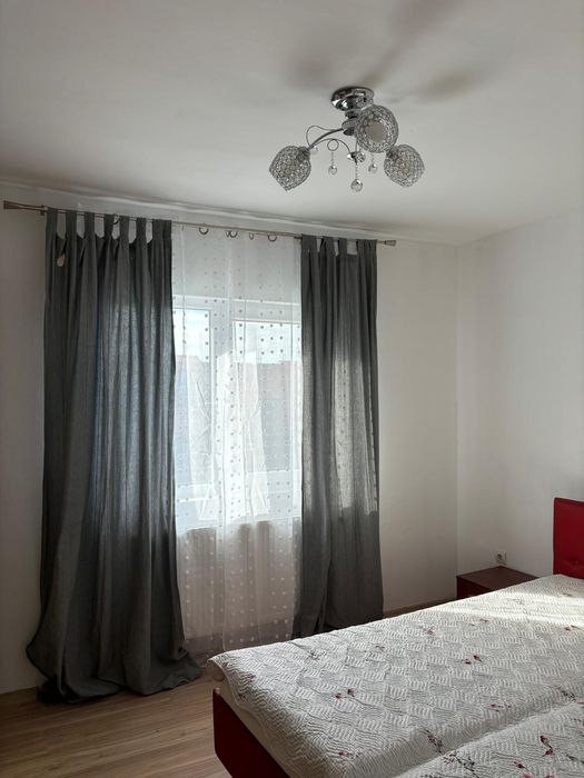 Închiriez casă în Calea Urseni