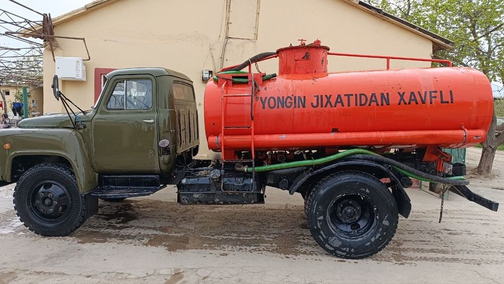 Gaz 53 Benzavoz sotiladi.