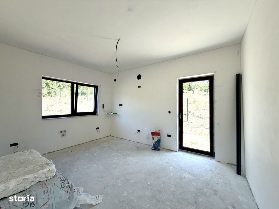 Casă modernă P+E 115 mp utili, 640 mp teren cartier Sărmaș