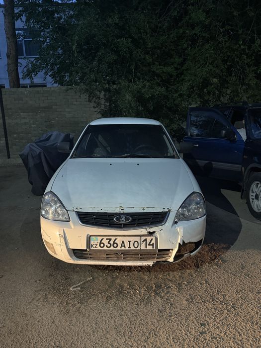 Приора продам торг