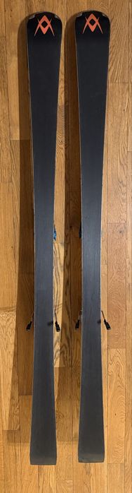 Schiuri Volkl Racetiger SL UVO 160cm