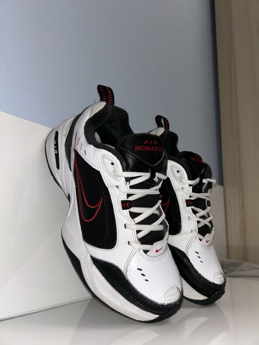 Nike Air Monarch IV