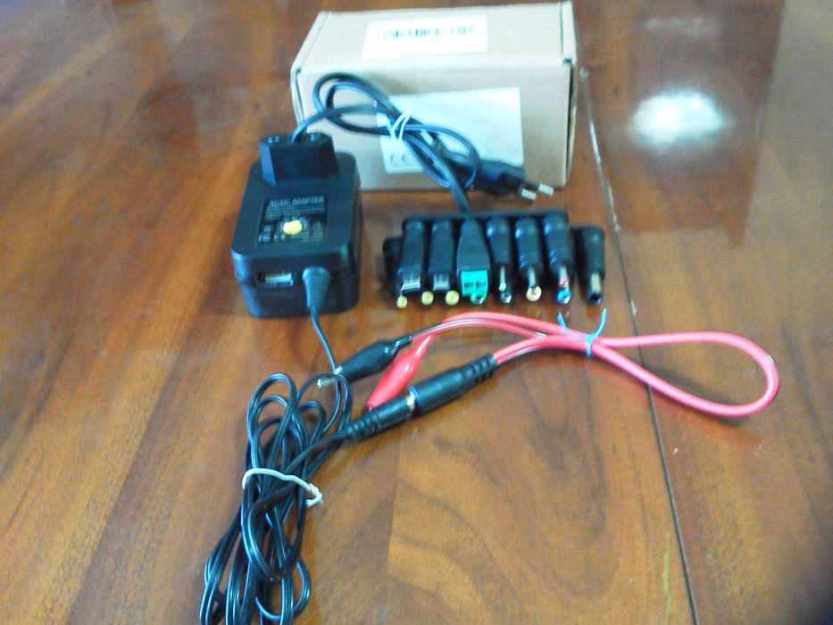 Alimentatoare  :Reglabil,Rad Cas Auto, Lampi Halogen,Driver Barete Led