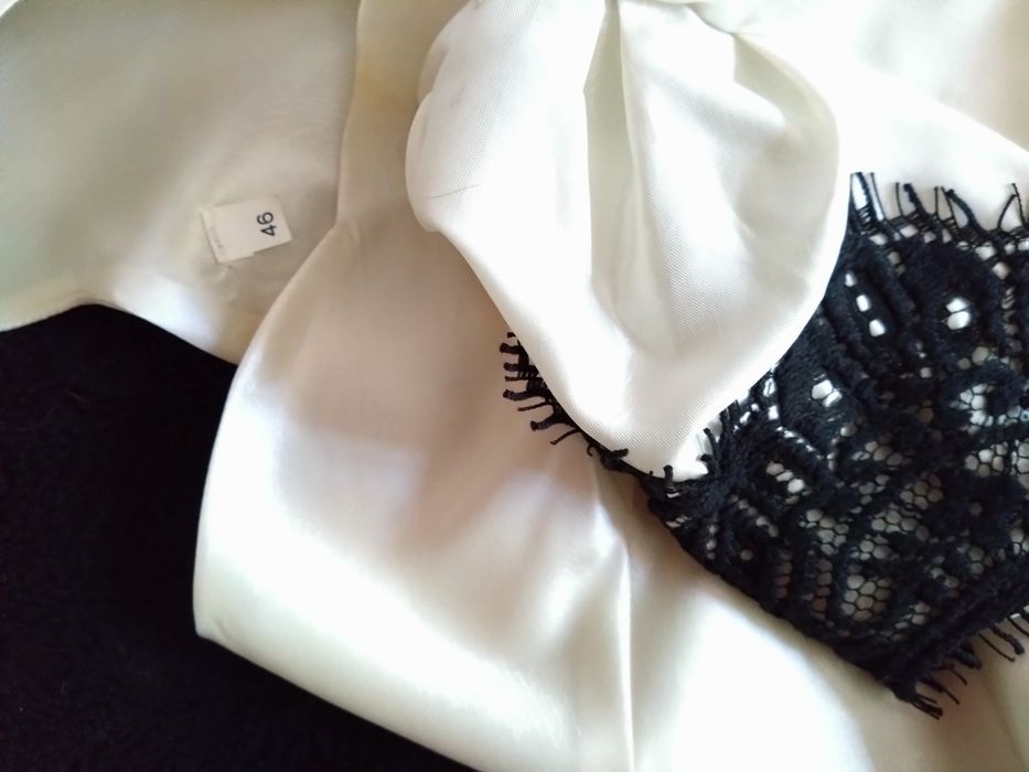 Rochiță albă și diafană