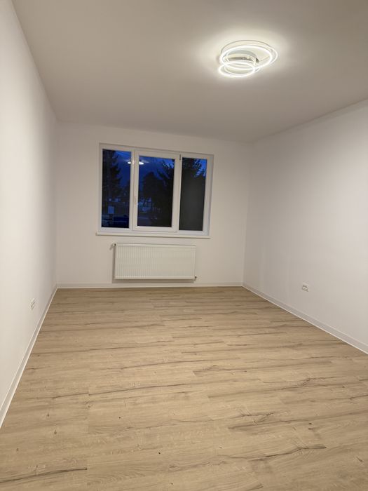 Apartament de închiriat