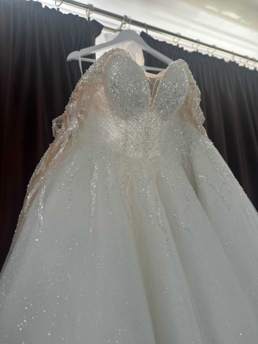 Rochie Mireasa noua