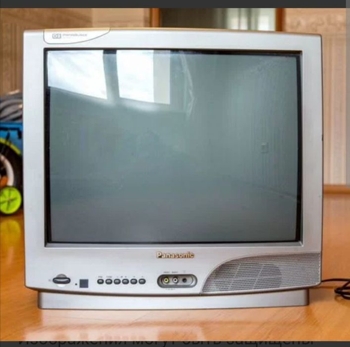 Телевизоры "Panasonic", "Samsung"