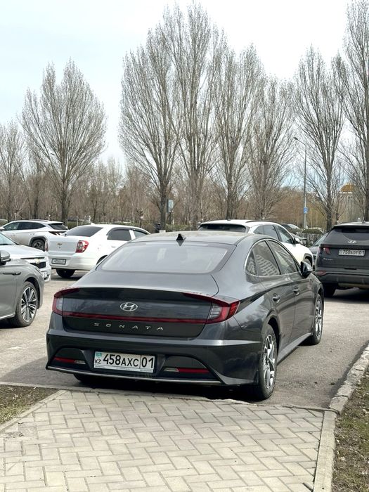 Аренда Хюндай Hyundai Hyuindai от 12000 тенге