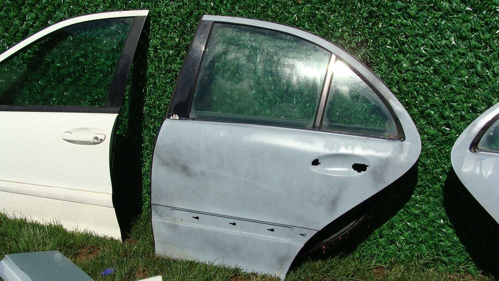 врати капак багажник вежди за mercedes c class w203