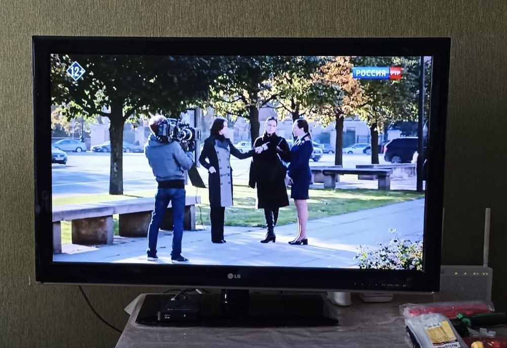 Продам телевизор