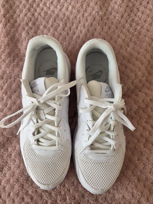 Дамски маратонки Nike