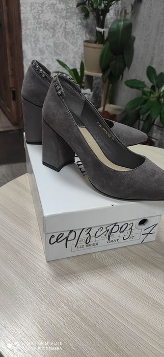 Туфли женские, замша