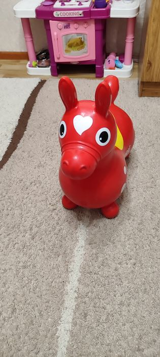 Продам детский надувной ослик.