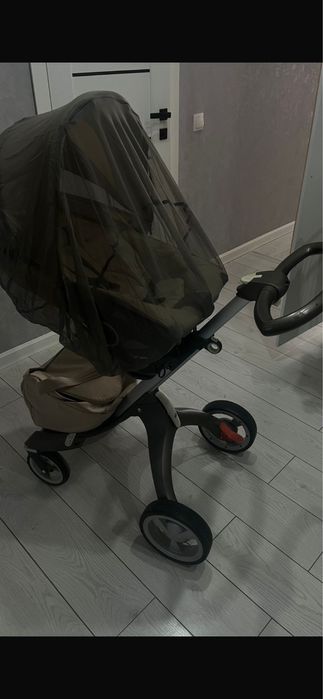 Продам коляску Stokke xplory