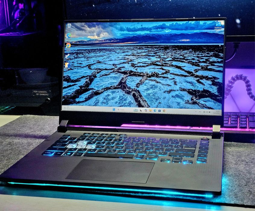 Asus rog strix g513QE