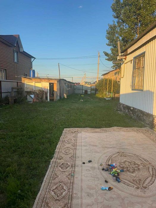 благоустроенный дом с участком