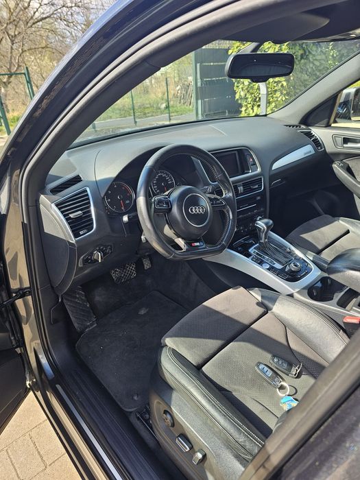 Audi Q5   177 CP 2.0 S- Line Quatro