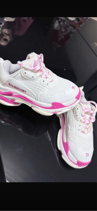 Balenciaga 26 pentru copii in stare buna.