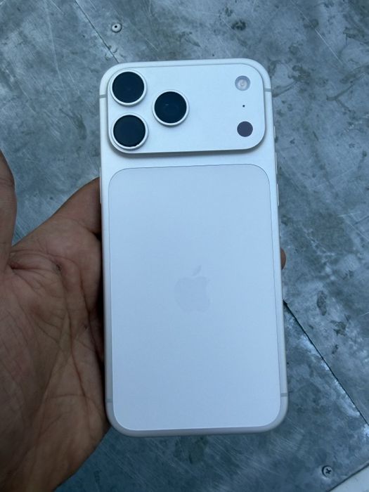Iphone 17 pro max silver 256 ideal
