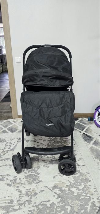 Всесезоная прогулочная коляска Tomix Cosy V3
