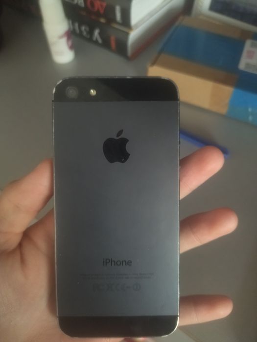 Продам айфон 5 возможный обмен