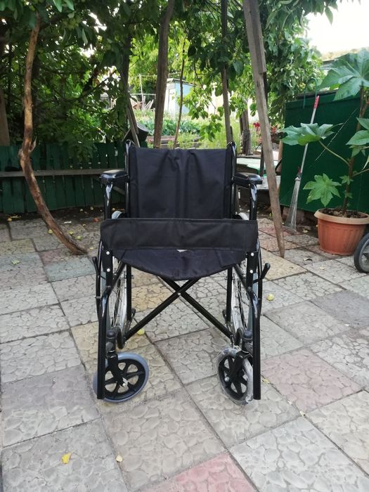 Инвалидная коляска