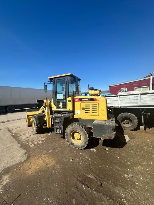 Погрузчик (920ий, 2015г)