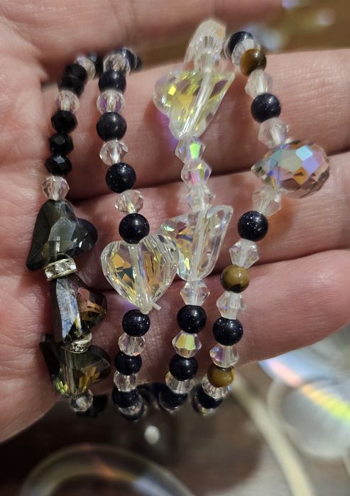 Ръчно изработени гривни