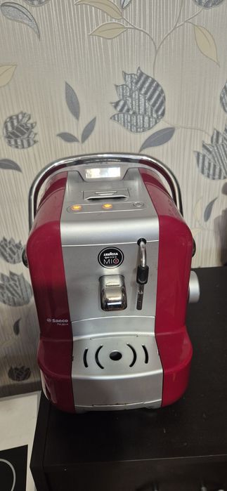 Vând Expresor Saeco