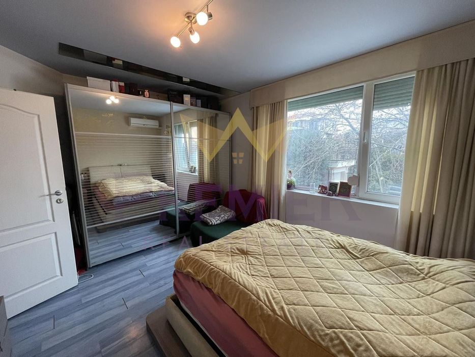 Продава се Двустаен апартамент в Варна, м-т Евксиноград - 75 кв.м за 2200 €/кв.м - Снимка #4