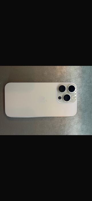 продам 16 про на 512гб с акб 100%