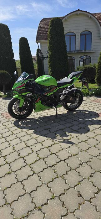Motor Kawasaki Ninja ZX-6R