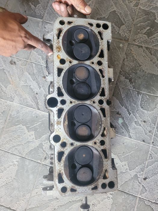 Головка Passat 1.8 в сборе